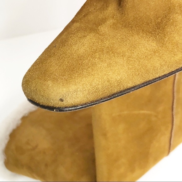 MANOLO Blahnik Italian suede fur top tan boots - Picture 17 of 17